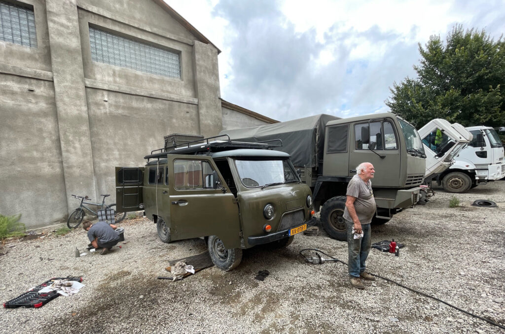 Met de UAZ Bukhanka op wereldreis